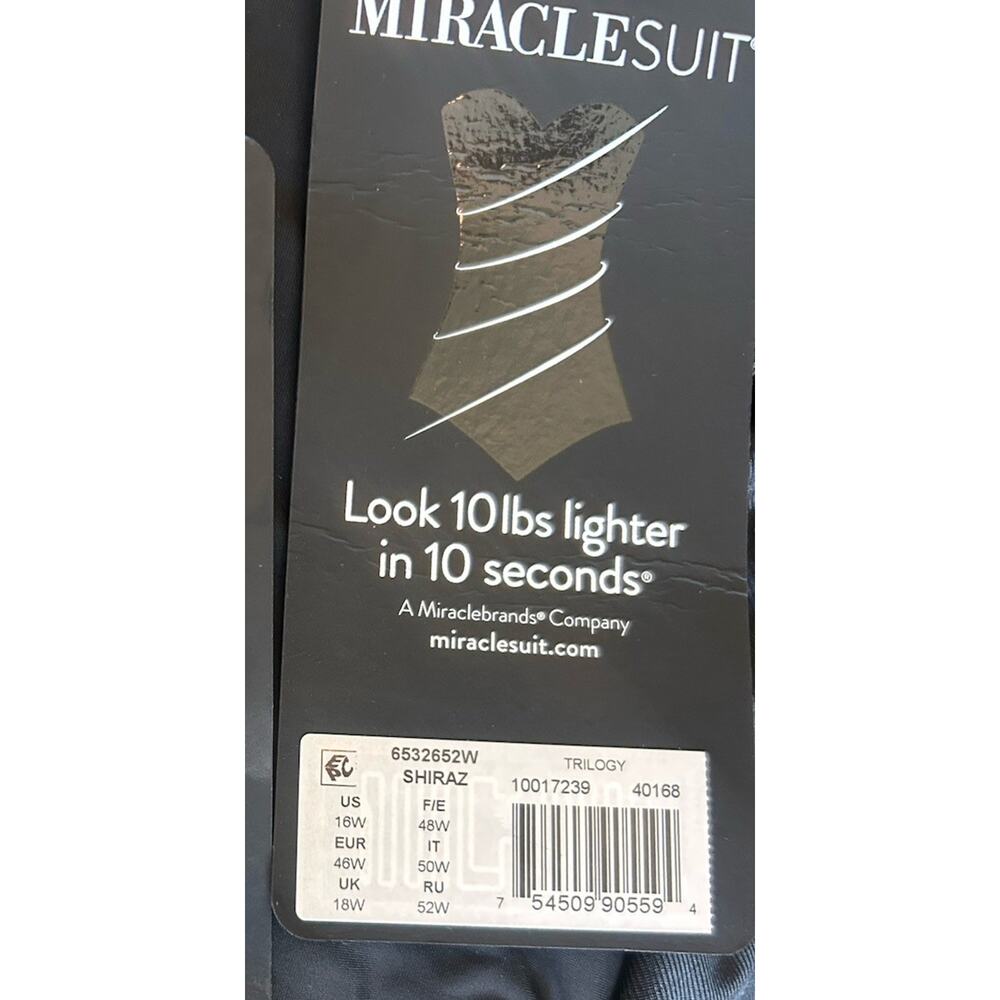 NWT Miraclesuit SHIRAZ Sz 16W Spectra Trilogy One-Piece Swimsuit Slimming V Neck - Picture 9 of 9